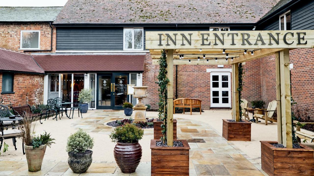 The Wellington Arms - Basingstoke-Reading Ξενοδοχείο Heckfield Εξωτερικό φωτογραφία